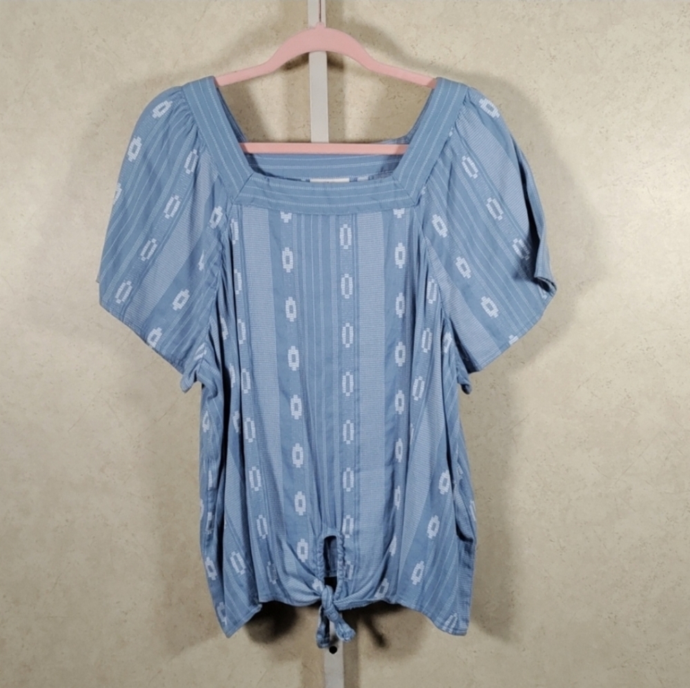 1132 Style & Co blue & white square neck tie front blouse XXL